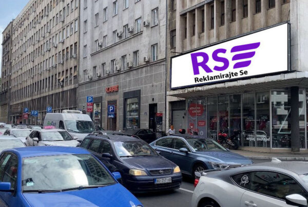 Led Ekran 117, površina 12x3 metara, lokacija Beograd - Dečanska ulica, izlaz iz Terazijskog tunela