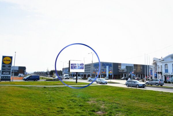 Led ekran 126, površina 4x3 metara, lokacija Krfska ulica, kod Rode, Kruševac