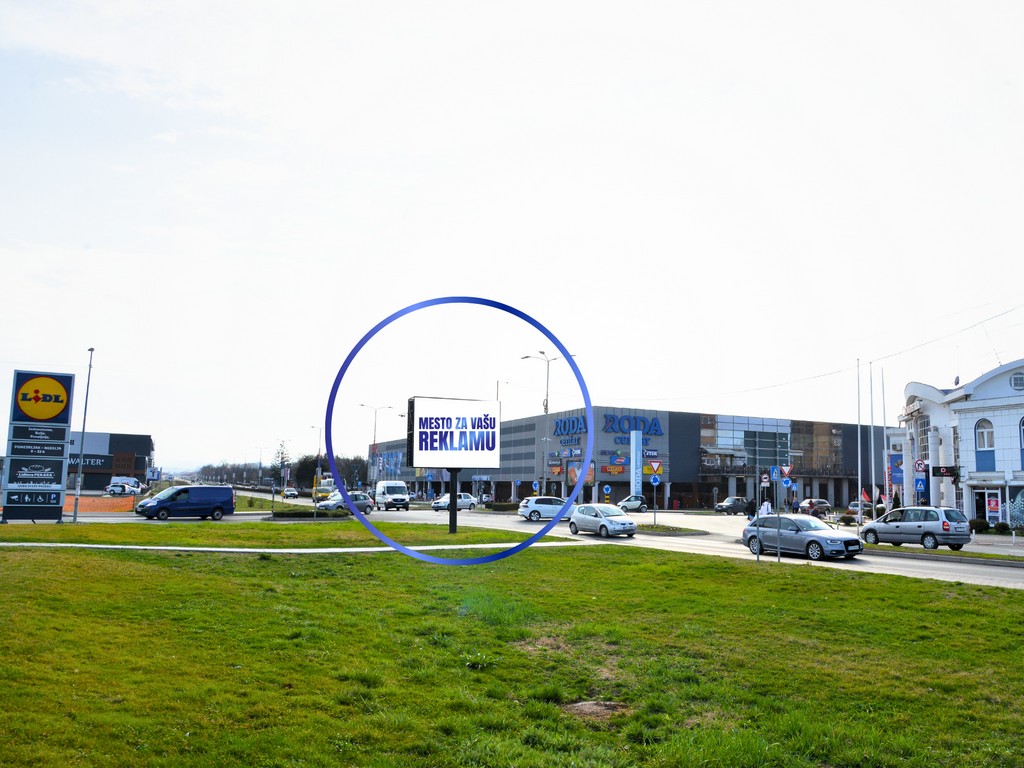 Led ekran 126, površina 4x3 metara, lokacija Krfska ulica, kod Rode, Kruševac