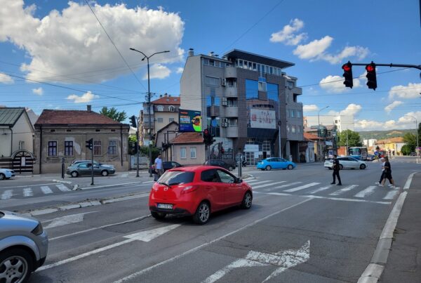 Led Ekran 140, površina 4x3 metara, lokacija raskrsnica Stefana Prvovenčanog i 7.jula