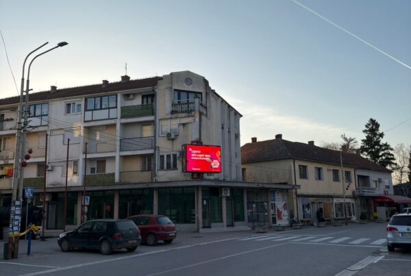 Led Ekran 151, površine 3x2 metara, Lapovo - strogi centar